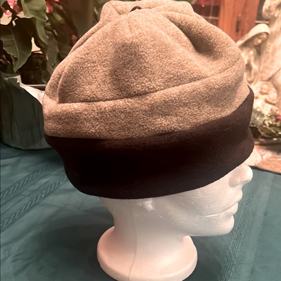 Vintage REI Beret Two-Tone Fleece Hat - wardrobe essential- made In USA - Picture 4 of 11